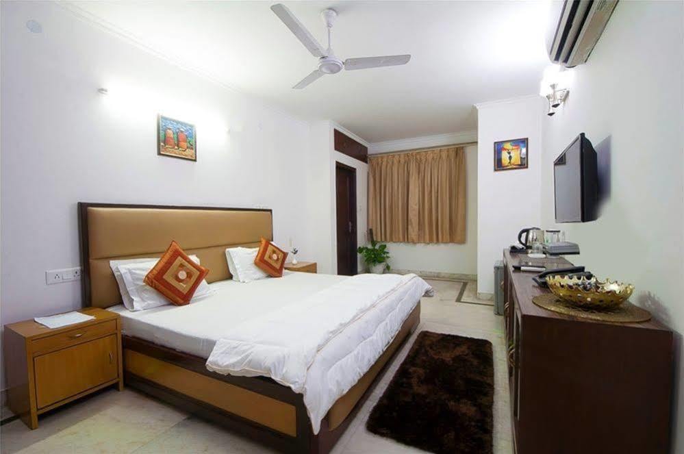 Jmd Residency Hotel Ню Делхи Екстериор снимка